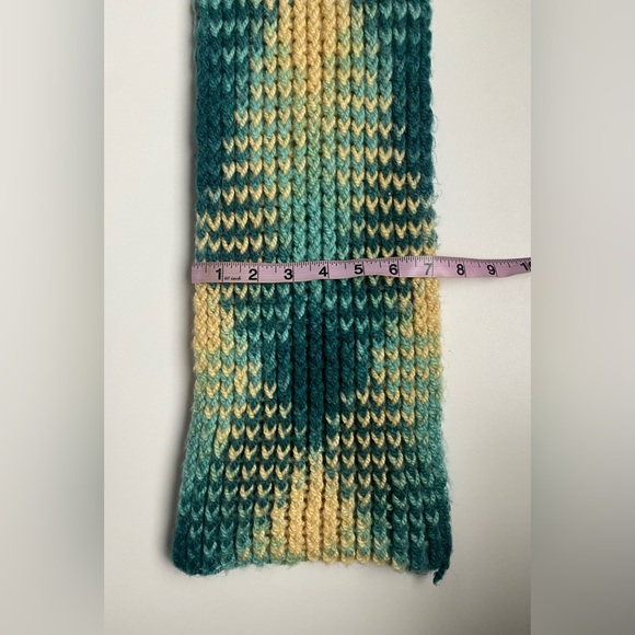 Winter Knit Green/Yellow Scarf - Picture 3 of 3